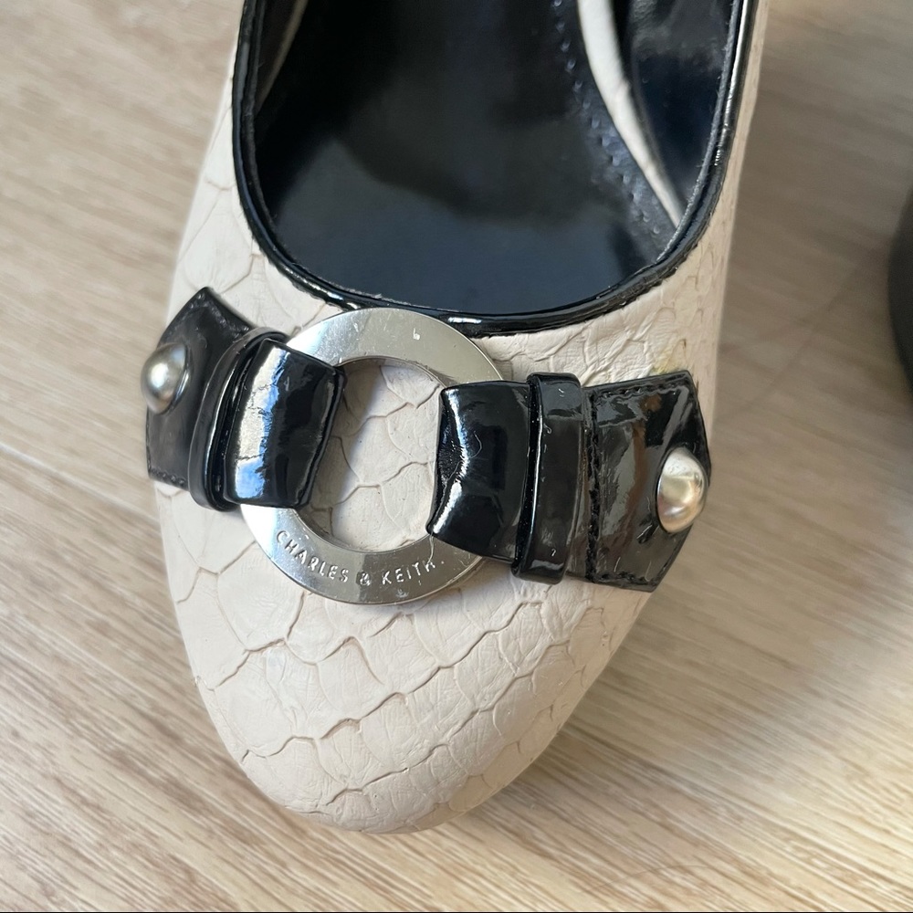 Buckle Decor Python Pattern Platform Heels - image 5